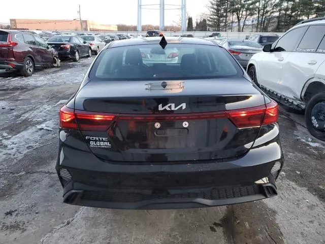 3KPF24AD2PE537127 2023 2023 KIA Forte- LX 6