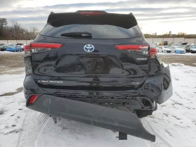 5TDABRCH2PS597616 2023 2023 Toyota Highlander- Hybrid Bronz 6