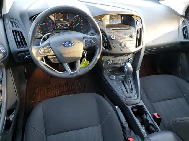 1FADP3K24GL281022 2016 2016 Ford Focus- SE 8