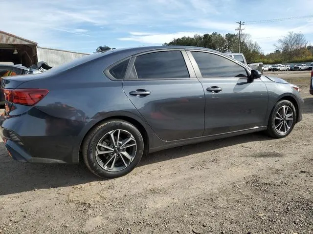 3KPF24AD6PE577856 2023 2023 KIA Forte- LX 3