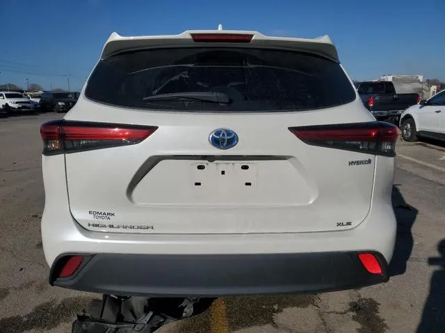 5TDHBRCH8LS511704 2020 2020 Toyota Highlander- Hybrid Xle 6