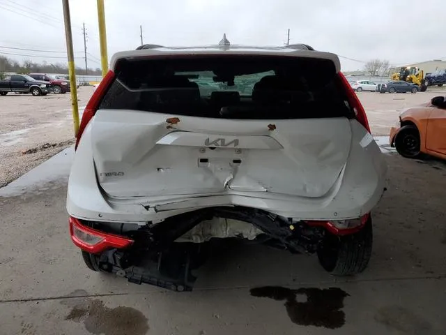 KNDCR3L11R5106675 2024 2024 KIA Niro- Wind 6