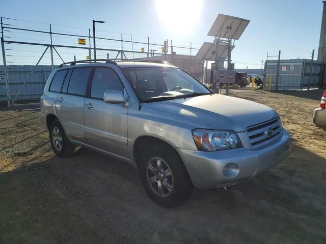 JTEGD21A540105415 2004 2004 Toyota Highlander 4