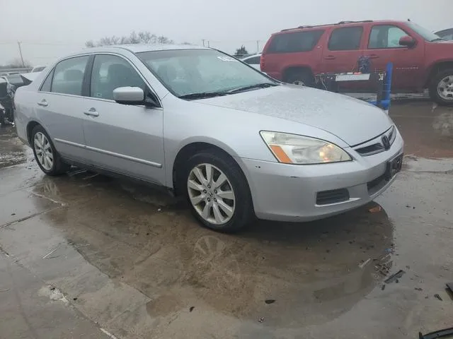 1HGCM66407A101754 2007 2007 Honda Accord- SE 4