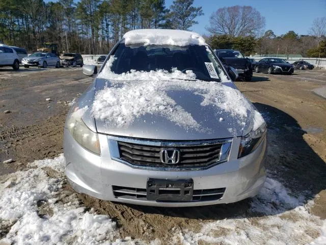 1HGCP26498A147889 2008 2008 Honda Accord- Lxp 5