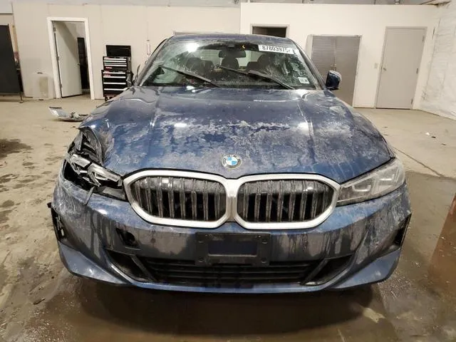 3MW89FF05R8E04706 2024 2024 BMW 3 Series- 330XI 5