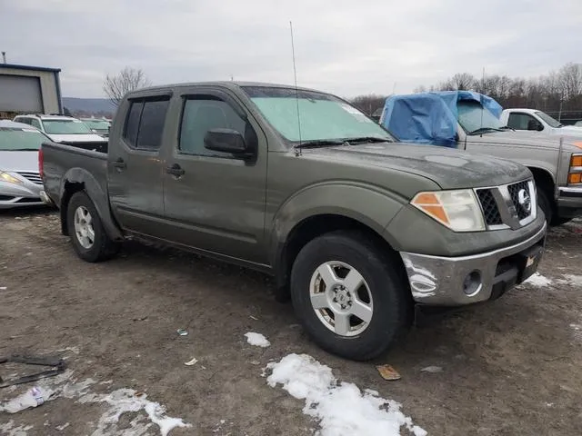 1N6AD07WX5C421066 2005 2005 Nissan Frontier- Crew Cab Le 4