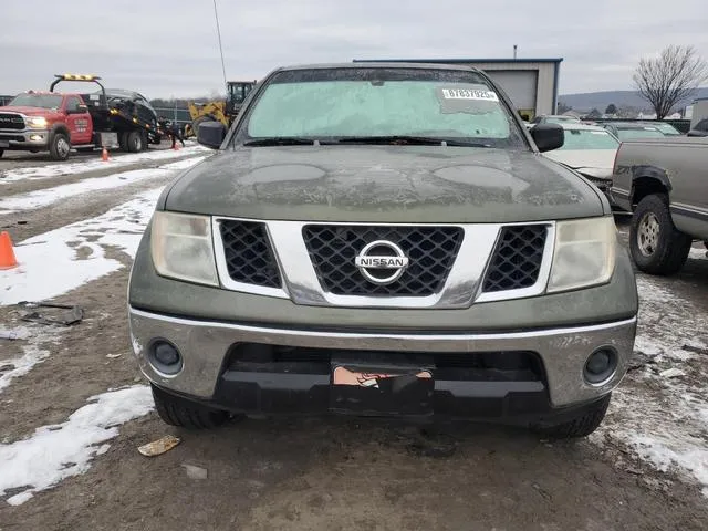 1N6AD07WX5C421066 2005 2005 Nissan Frontier- Crew Cab Le 5