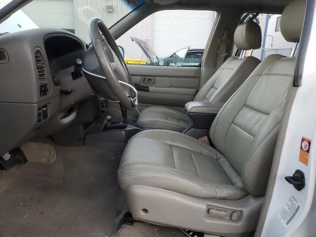 JNRAR07Y9XW067628 1999 1999 Infiniti QX4 7