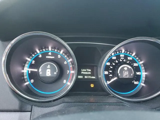 5NPEB4AC6EH830007 2014 2014 Hyundai Sonata- Gls 9