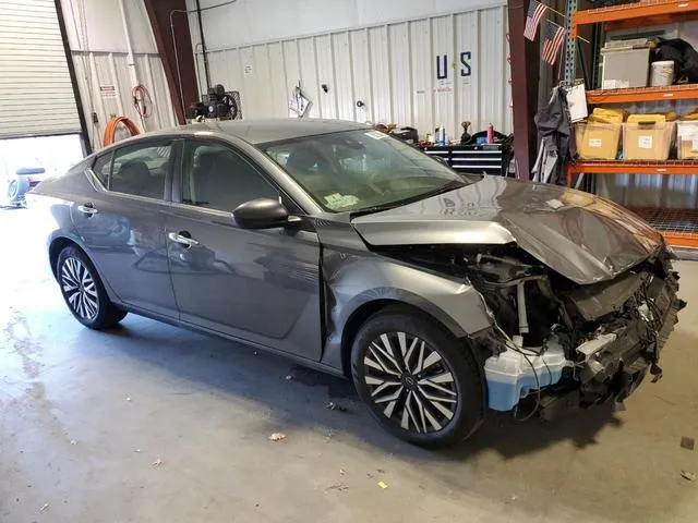 1N4BL4DV1RN392957 2024 2024 Nissan Altima- SV 4