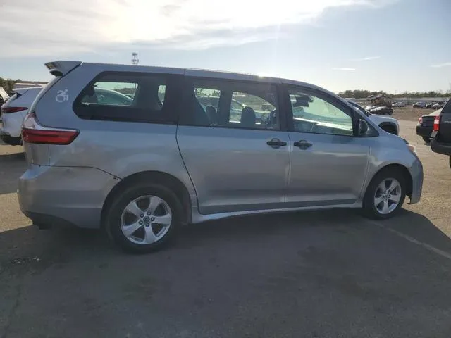 5TDZZ3DC9JS910733 2018 2018 Toyota Sienna- L 3