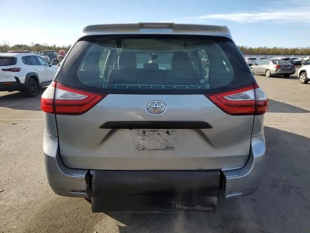 5TDZZ3DC9JS910733 2018 2018 Toyota Sienna- L 6