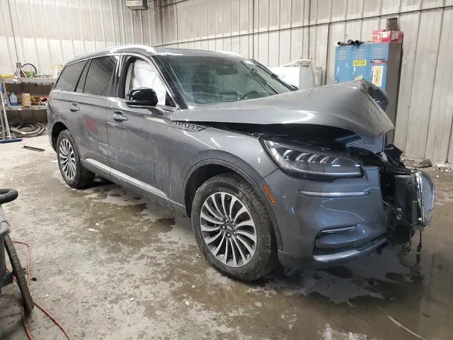 5LM5J6XCXRGL06724 2024 2024 Lincoln Aviator 4