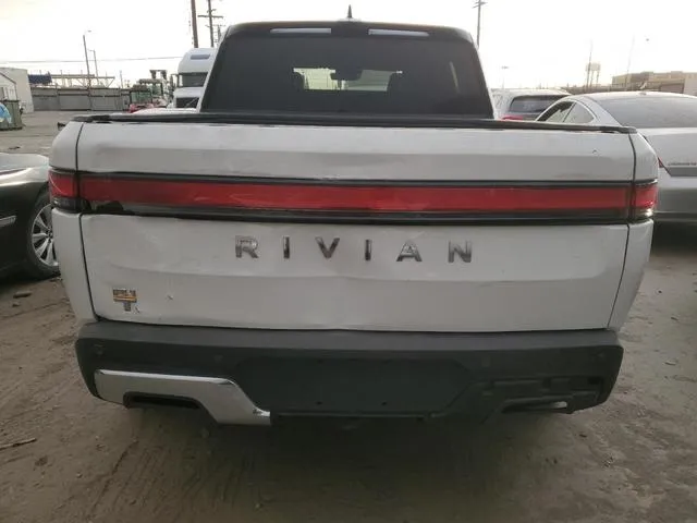 7FCTGAAA9NN014280 2022 2022 Rivian R1T- Adventure 6