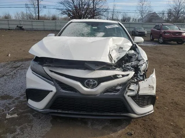 4T1G11BK4NU067888 2022 2022 Toyota Camry- SE 5