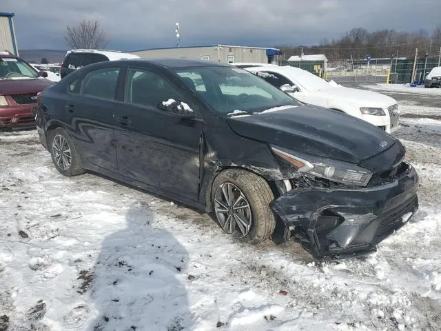 3KPF24AD8PE519487 2023 2023 KIA Forte- LX 4