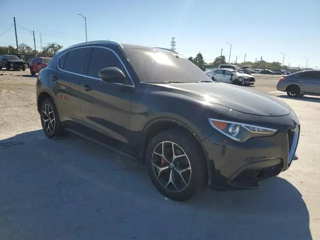 ZASPAKBN9L7C83890 2020 2020 Alfa Romeo Stelvio- TI 4