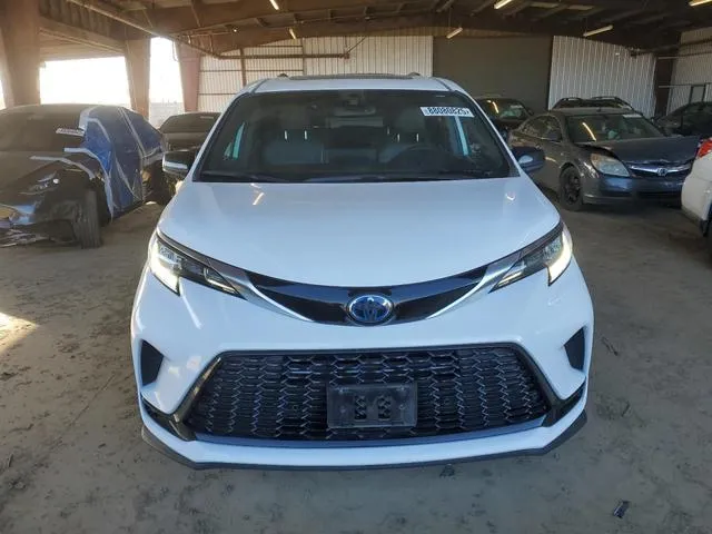 5TDDSKFC1MS014467 2021 2021 Toyota Sienna- Xse 5