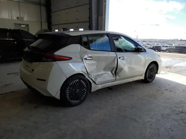 1N4CZ1CV3RC551945 2024 2024 Nissan Leaf- Sv Plus 3