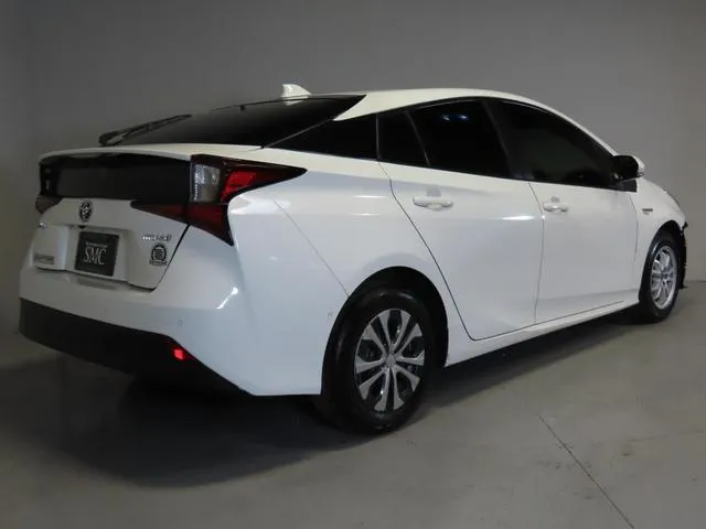 JTDKAMFU6N3159215 2022 2022 Toyota Prius- Night Shade 3