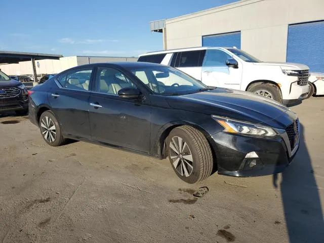 1N4BL4EV8LC164827 2020 2020 Nissan Altima- SL 4