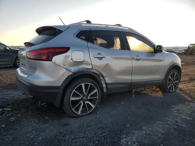 JN1BJ1CR1HW108211 2017 2017 Nissan Rogue- S 3