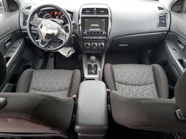 JA4APUAU6NU013810 2022 2022 Mitsubishi Outlander- ES 8