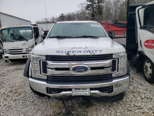 1FDUF5HY2KED44583 2019 2019 Ford F-550- Super Duty 5