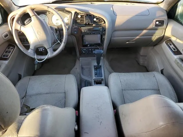 JN8DR09Y41W576208 2001 2001 Nissan Pathfinder- LE 8