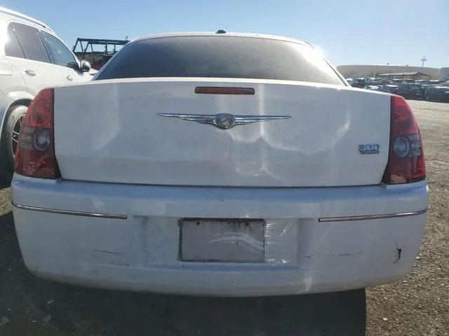 2C3CA5CV3AH255404 2010 2010 Chrysler 300- Touring 6