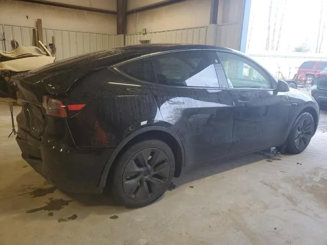 7SAYGAEE6SF235776 2025 2025 Tesla MODEL Y 3