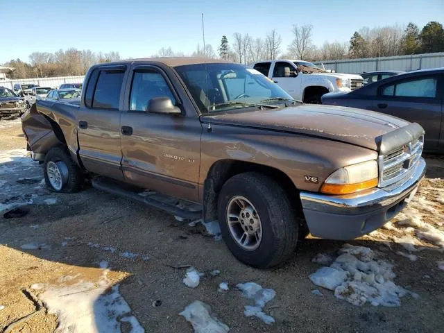 1B7GL2AX3YS715657 2000 2000 Dodge Dakota- Quad 4