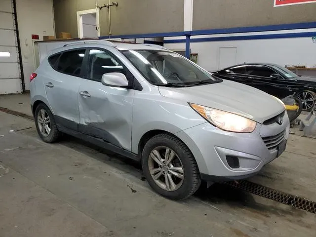 KM8JUCAC7AU092667 2010 2010 Hyundai Tucson- Gls 4