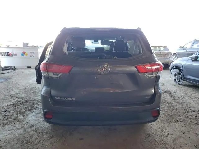 5TDBZRFH6JS832585 2018 2018 Toyota Highlander- LE 6