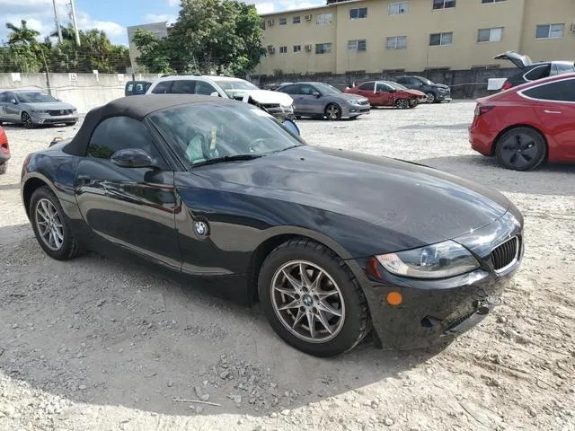 4USBT33535LS58070 2005 2005 BMW Z4- 2-5 4