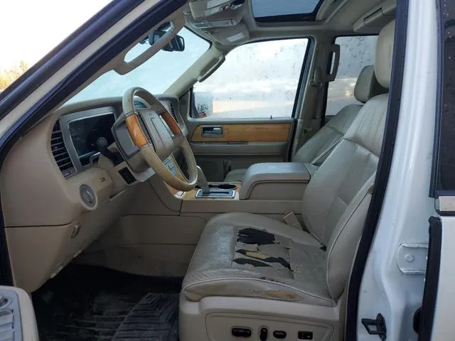 5LMFU28578LJ11688 2008 2008 Lincoln Navigator 7