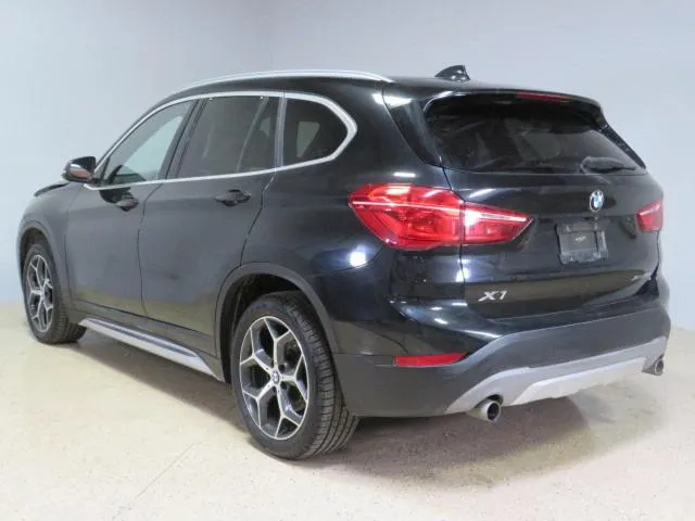 WBXHT3C35J5L33173 2018 2018 BMW X1- Xdrive28I 4