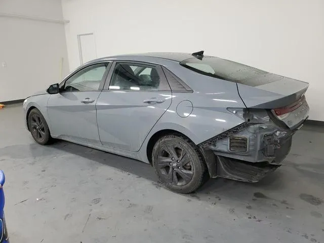 KMHLM4AG7MU070612 2021 2021 Hyundai Elantra- Sel 2