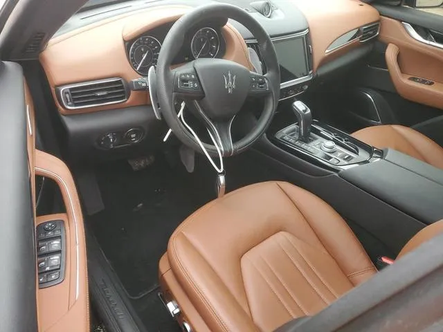 ZN661YUM4PX435509 2023 2023 Maserati Levante- Modena 8