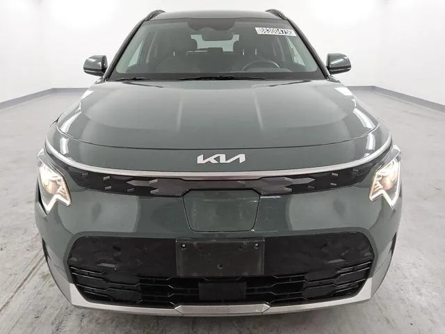 KNDCR3L10P5036180 2023 2023 KIA Niro- Wind 5