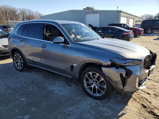 5UX23EU05R9U34123 2024 2024 BMW X5- Xdrive40I 4