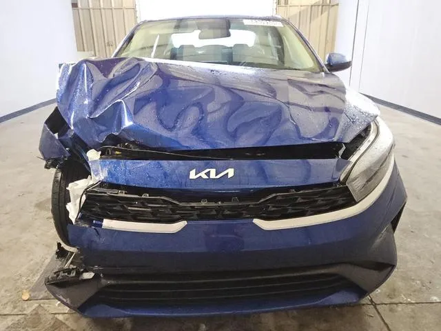 3KPF24AD6RE708738 2024 2024 KIA Forte- LX 5