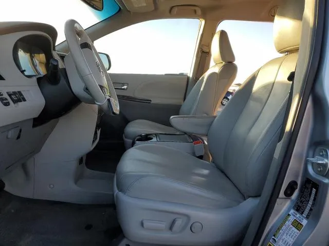 5TDYK3DCXDS361130 2013 2013 Toyota Sienna- Xle 7