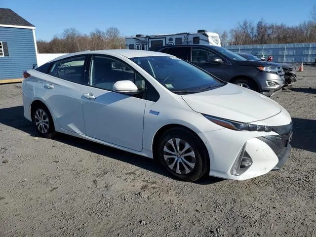 JTDKARFPXL3155950 2020 2020 Toyota Prius- LE 4