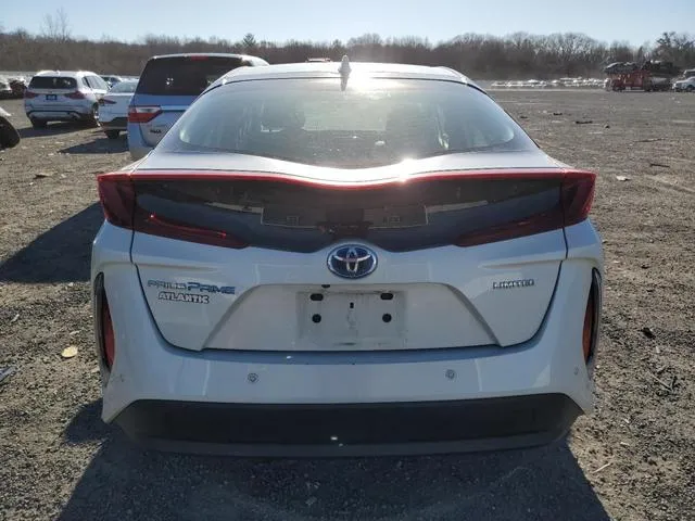 JTDKARFPXL3155950 2020 2020 Toyota Prius- LE 6