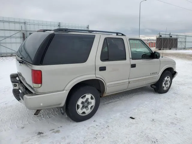 1GNDT13WX2K154700 2002 2002 Chevrolet Blazer 3