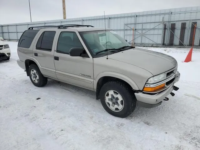 1GNDT13WX2K154700 2002 2002 Chevrolet Blazer 4