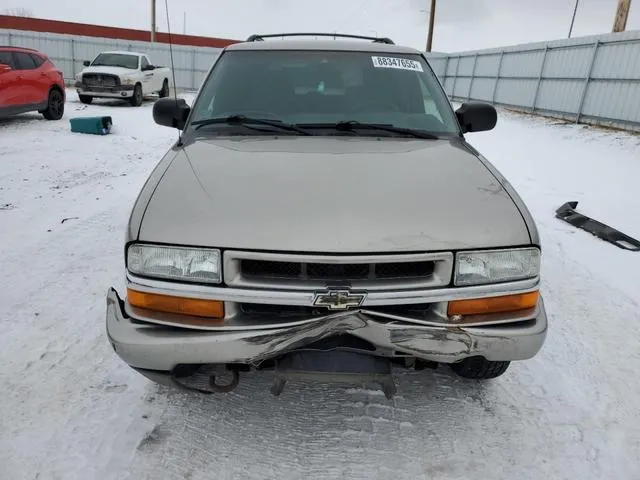 1GNDT13WX2K154700 2002 2002 Chevrolet Blazer 5