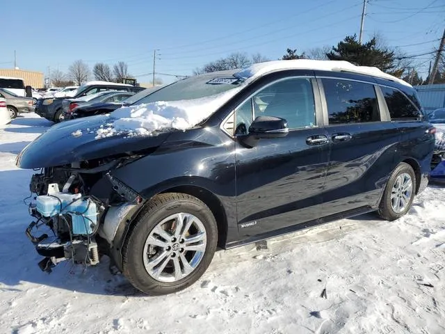 5TDESKFC4MS007677 2021 2021 Toyota Sienna- Limited 1